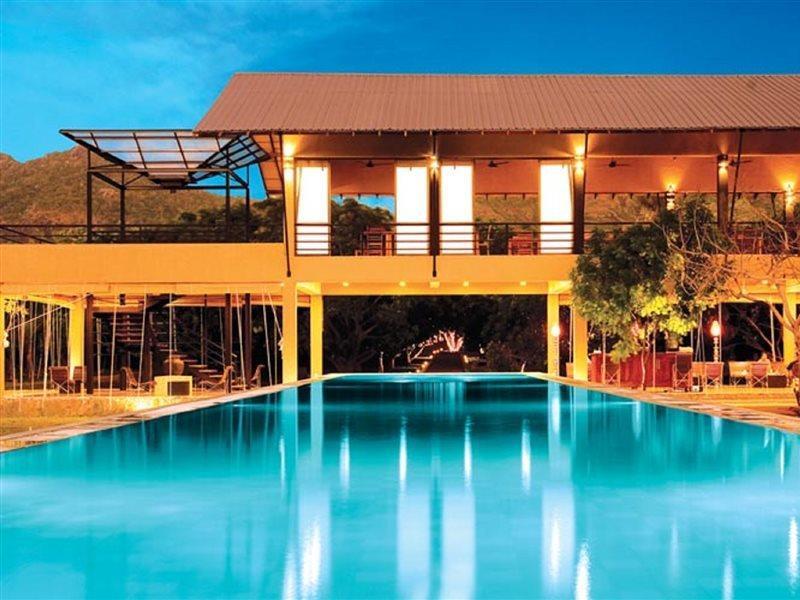 Hotel Thilanka 5*